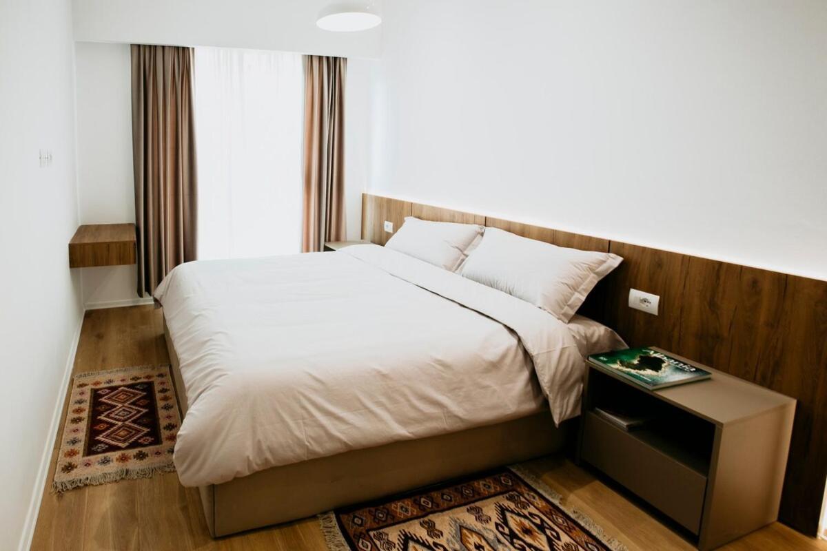 Stylish Nest At 15 Min To Center With Balcony And Ac Apartment *
