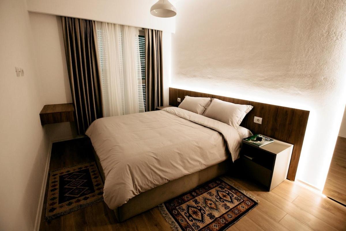 Stylish Nest At 15 Min To Center With Balcony And Ac *